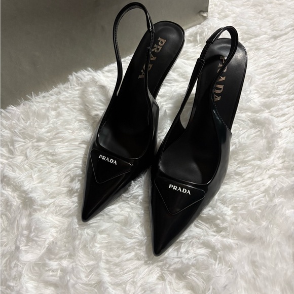 Prada Black Patent Slingback Pointed Pumps with Logo Plaque - Picture 2 of 8